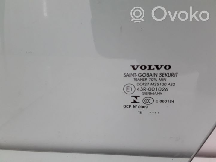 Volvo XC60 Szyba drzwi przednich 