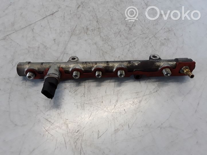 Renault Laguna II Listwa wtryskowa 8200330912