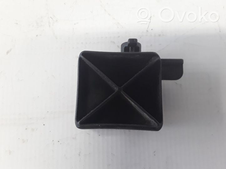 Volvo V60 Staffa di montaggio del radiatore 30723362