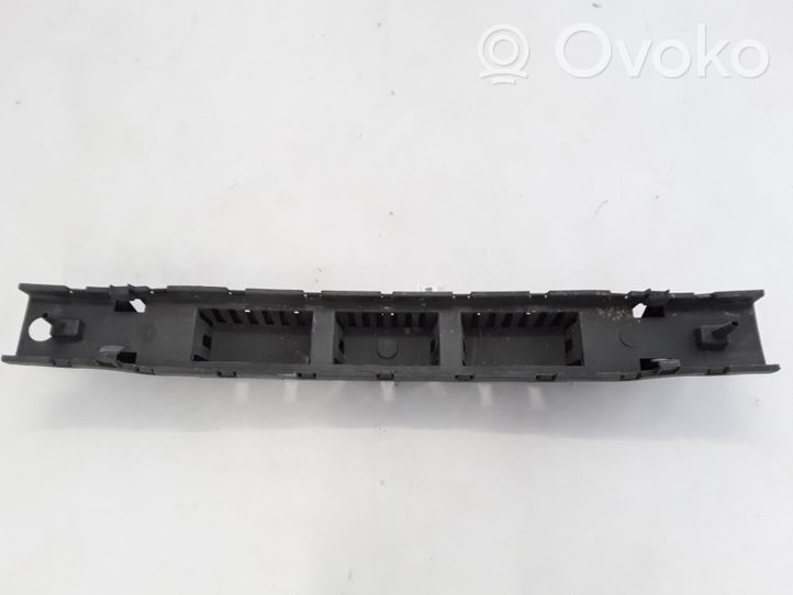 Volvo S80 Barra di rinforzo del paraurti anteriore 30655176