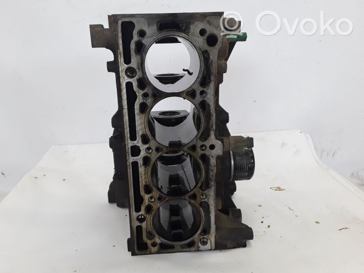 Renault Kangoo I Engine block 7701472829