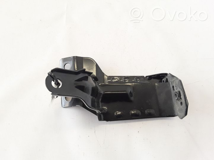 Volvo XC60 Staffa di montaggio del radiatore 31261931