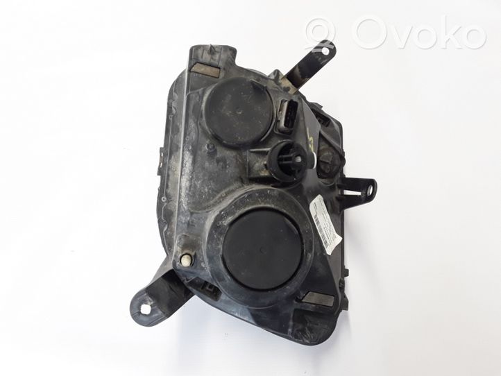 Dacia Duster Lampa przednia 260101891R