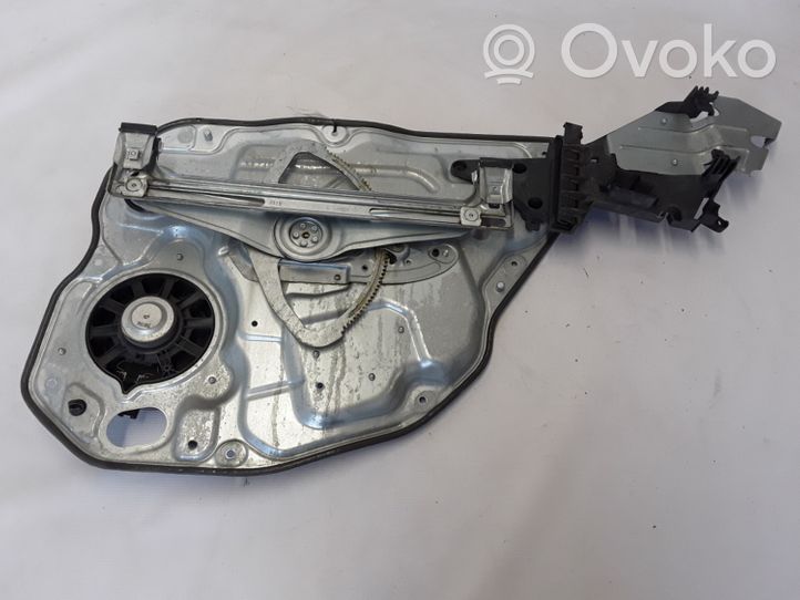 Volvo S80 Meccanismo di sollevamento del finestrino posteriore senza motorino 30661067