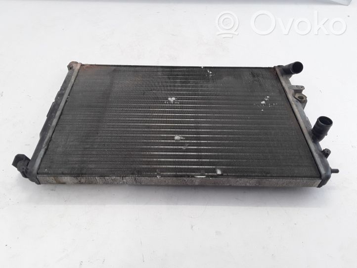 Renault Scenic I Radiateur de refroidissement 7700425842