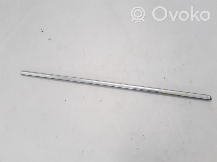 Volvo V60 Front door glass trim molding 31391785