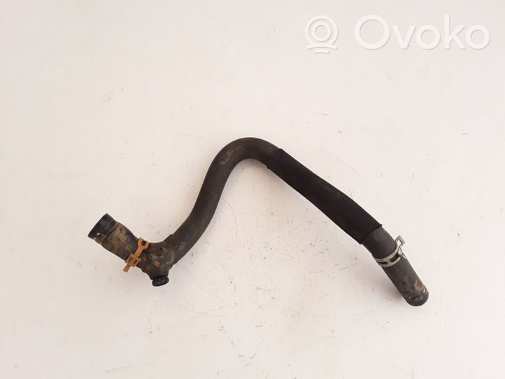 Renault Megane II Tubo flessibile del liquido di raffreddamento del motore 8200360619