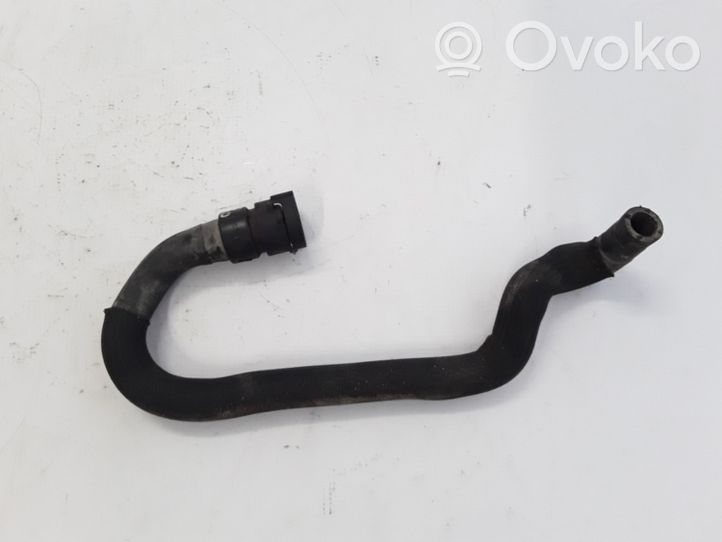 Volvo XC60 Tubo flessibile del liquido di raffreddamento del motore 30757462