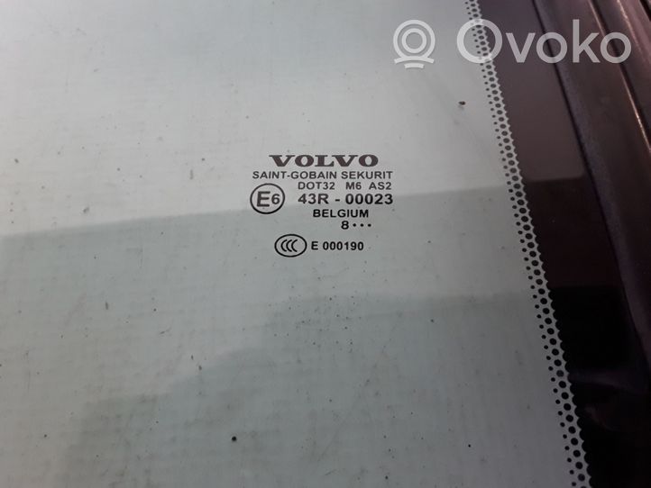 Volvo C70 Rear side window/glass 