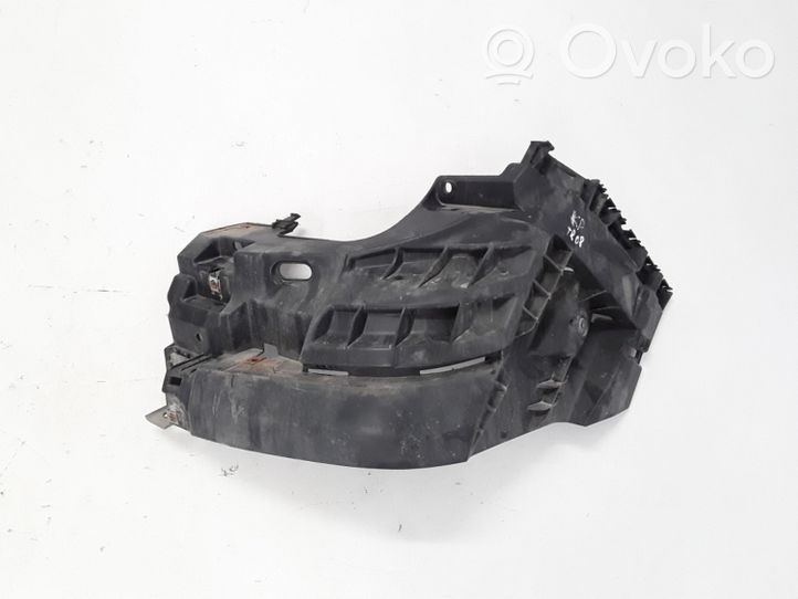 Opel Vivaro Uchwyt / Mocowanie zderzaka przedniego 620350101R