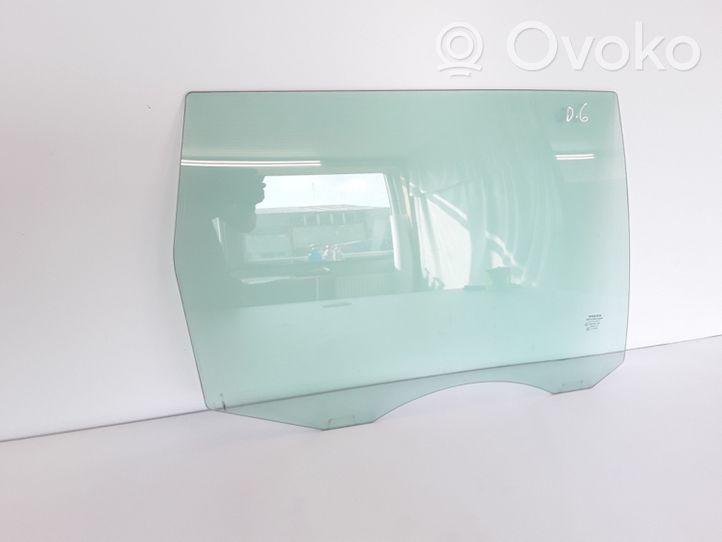 Volvo V70 Vetro del finestrino della portiera posteriore 30674848