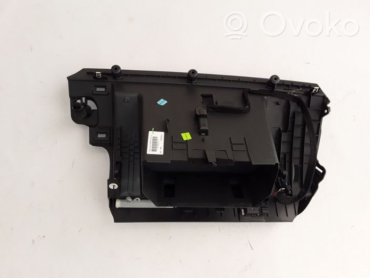 Volvo C30 Glove box 9481664