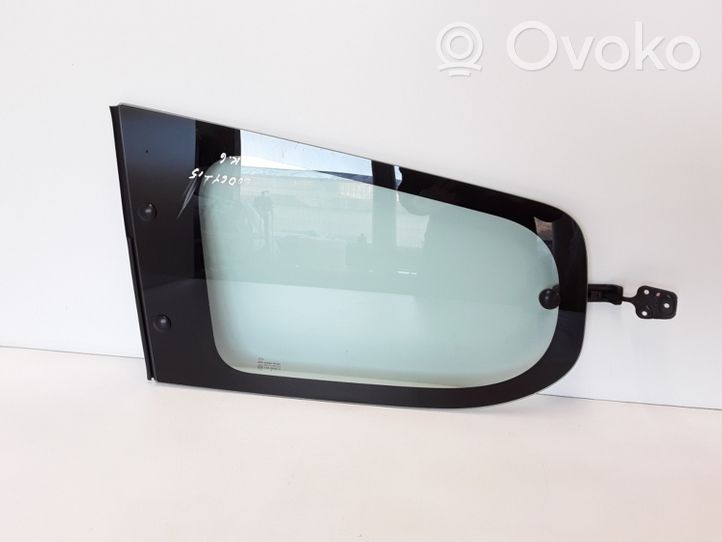 Dacia Lodgy Rear side window/glass 833074470R