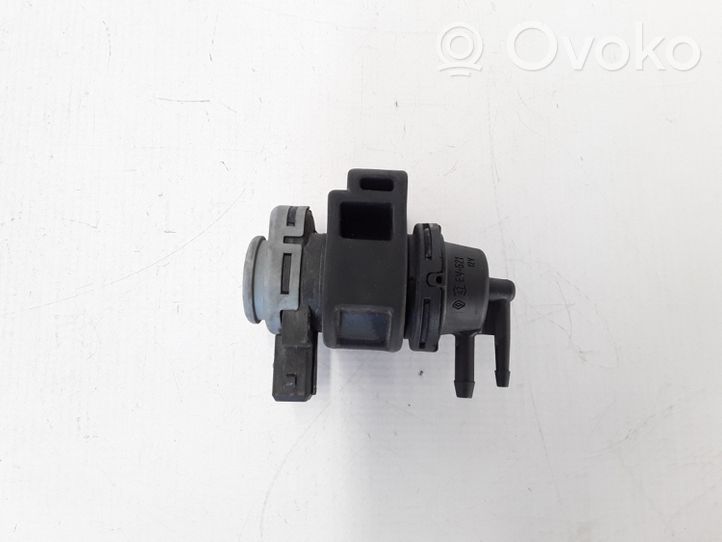 Renault Megane III Turboahtimen magneettiventtiili 8200575400