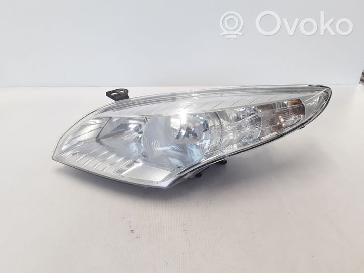 Renault Megane III Faro/fanale 260600017R