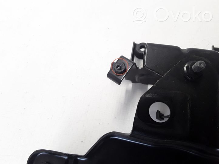 Volvo C70 Engine mounting bracket 3M51R6K034BF