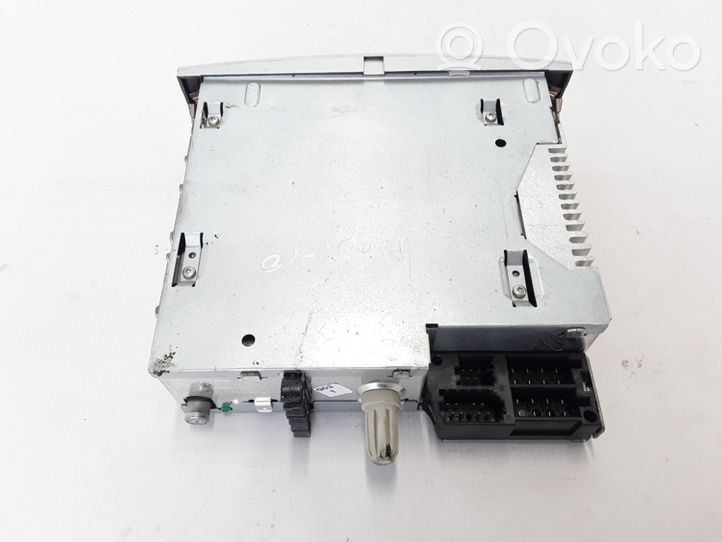 Renault Modus Radio/CD/DVD/GPS head unit 8200633627