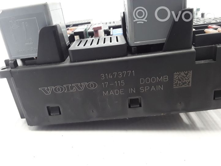 Volvo S90, V90 Module de fusibles 31473771