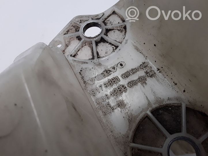 Volvo XC70 Réservoir de liquide lave-glace 9178881