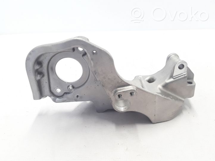 Volvo S90, V90 Polttoainepumpun kiinnike 31480996