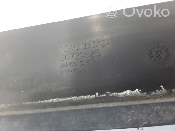 Volvo XC70 Support, tuyau de refroidissement intermédiaire 30730525