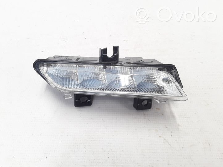 Renault Captur Faro diurno con luce led 26600041R