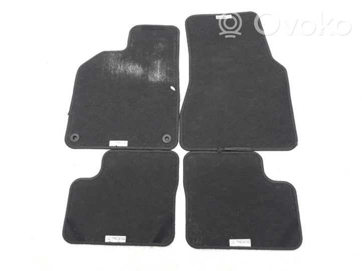 Renault Twingo III Kit tapis de sol auto 8201476007