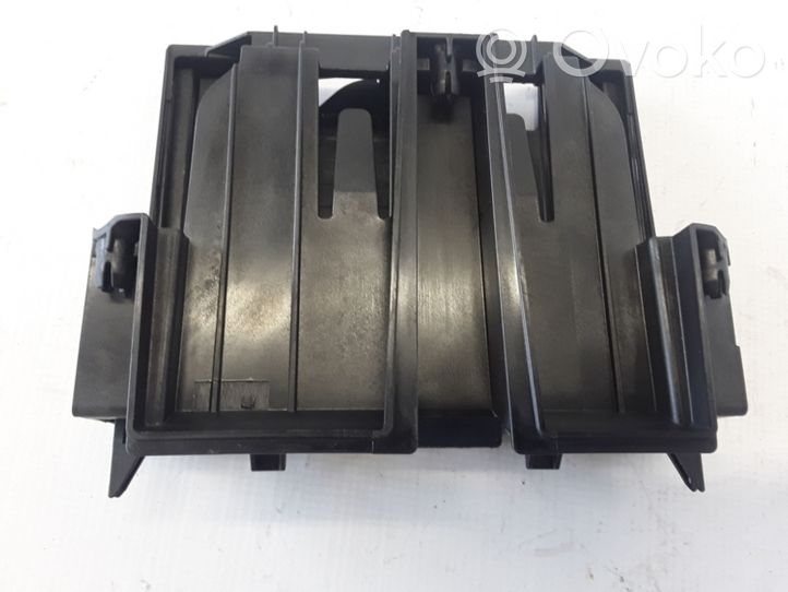 BMW 3 F30 F35 F31 Altra parte del vano motore 8507703