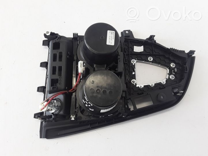 BMW 3 F30 F35 F31 Altra parte interiore 105048744