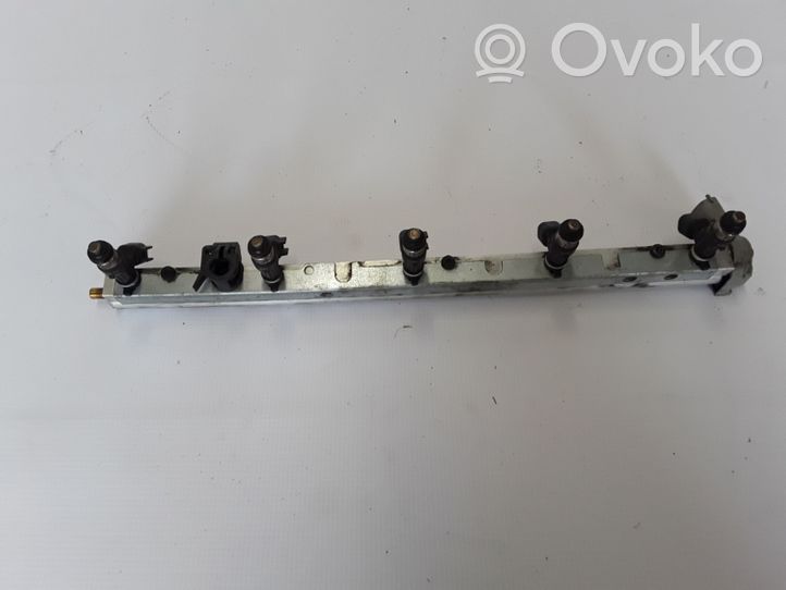 Volvo S60 Kraftstoffverteiler Einspritzleiste Verteilerrohr 31355799