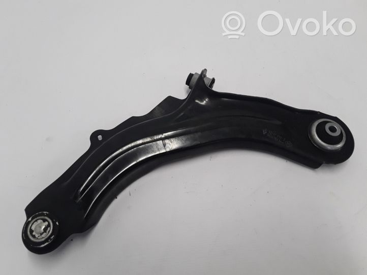 Renault Captur Braccio di controllo sospensione anteriore inferiore/braccio oscillante 545047954R