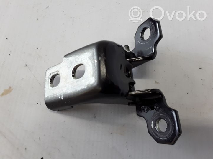 Renault Captur Zawias górny drzwi przednich 804010016R