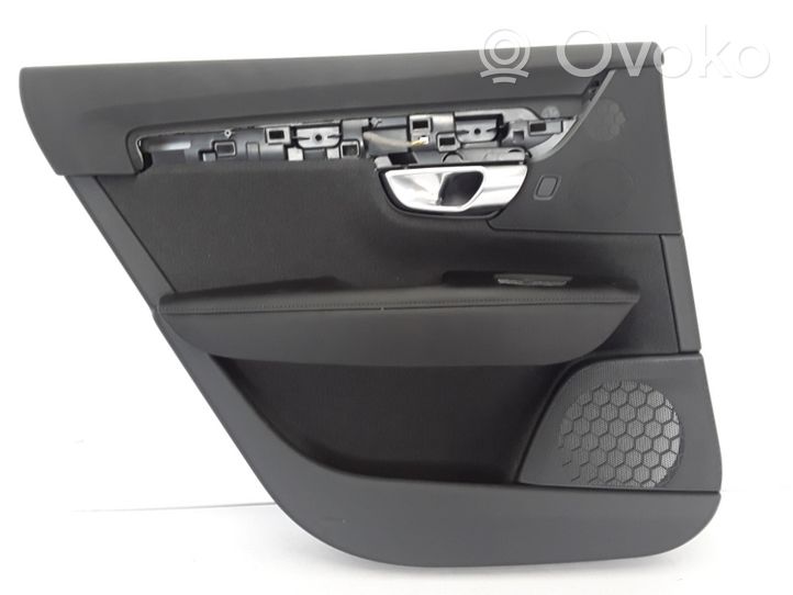 Volvo S90, V90 Takaoven verhoilu 39837459