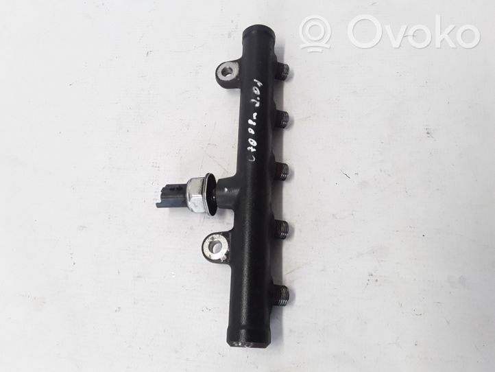 Volvo C70 Fuel main line pipe 9681649580