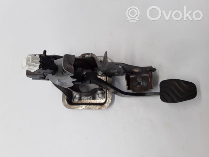 Dacia Duster II Pedal de freno 465012468R