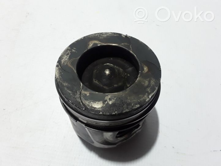 Renault Trafic II (X83) Piston avec bielle 7701477817