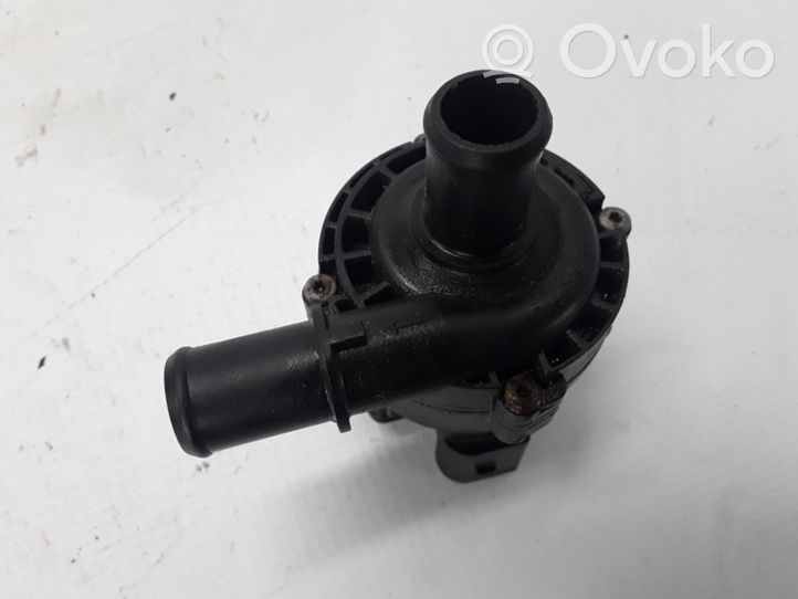 Renault Master III Pompe à eau de liquide de refroidissement 8200285950