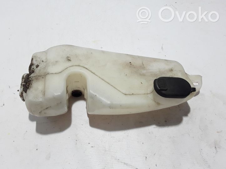 Dacia Duster Zbiornik płynu do spryskiwaczy szyby przedniej / czołowej 8200210002