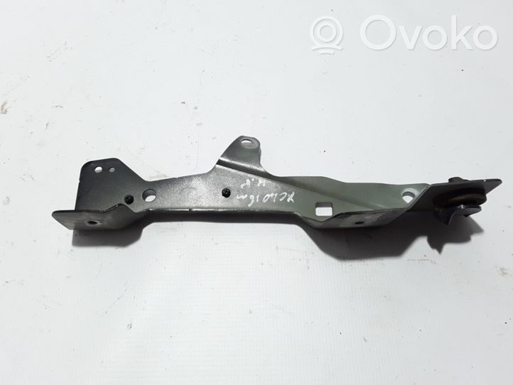 Volvo XC40 Supporto di montaggio del parafango 31469382