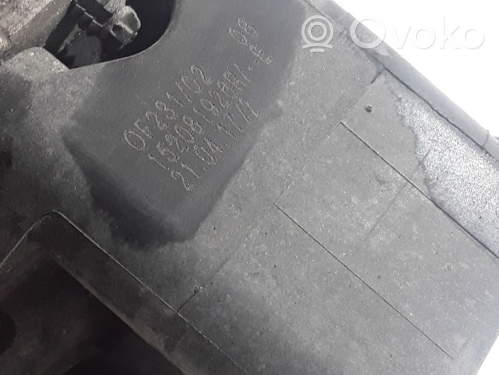 Opel Vivaro Support de filtre à huile 152081926R