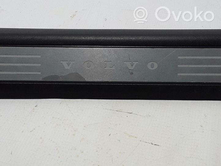 Volvo S90, V90 Etuoven kynnyksen suojalista 31377617