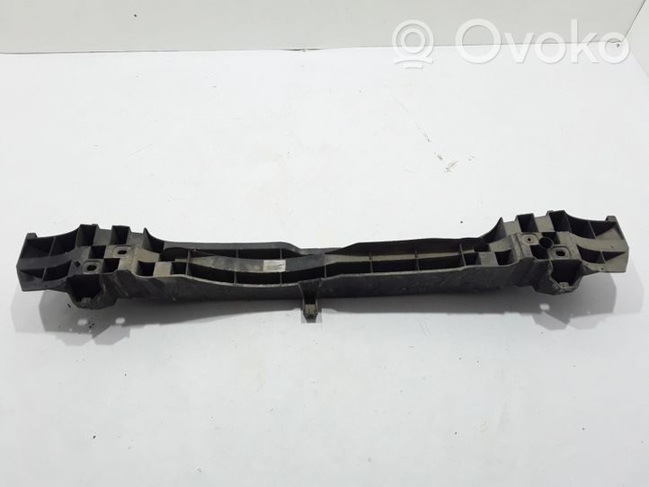 Renault Clio III Support de pare-chocs arrière 8200290084