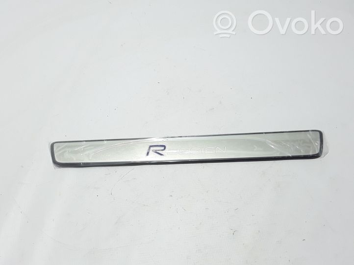 Volvo XC60 Front sill trim cover 31391249