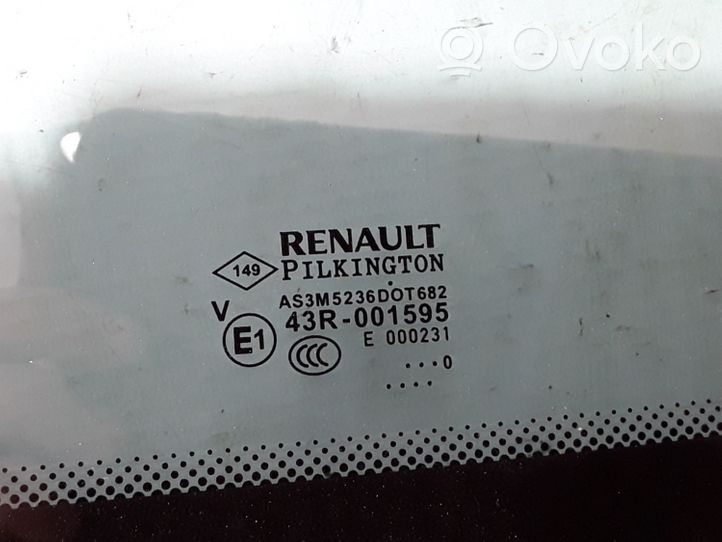 Renault Laguna III Galinis šoninis kėbulo stiklas 833010005R
