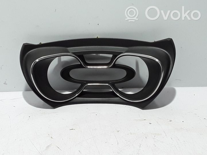 Renault Captur Dashboard trim 682504768R