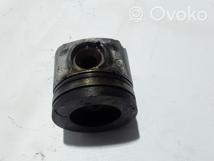 Renault Alaskan Piston avec bielle 120A14489R