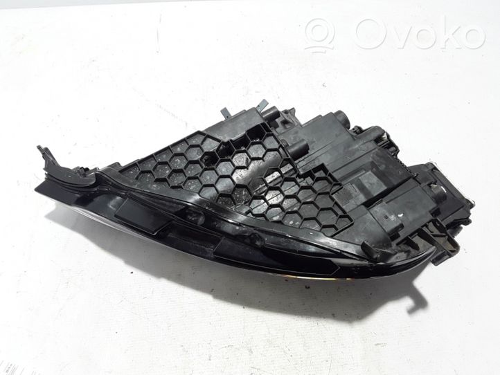 Volvo V60 Phare frontale 31656894