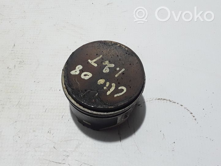 Renault Clio III Piston avec bielle 7701476747