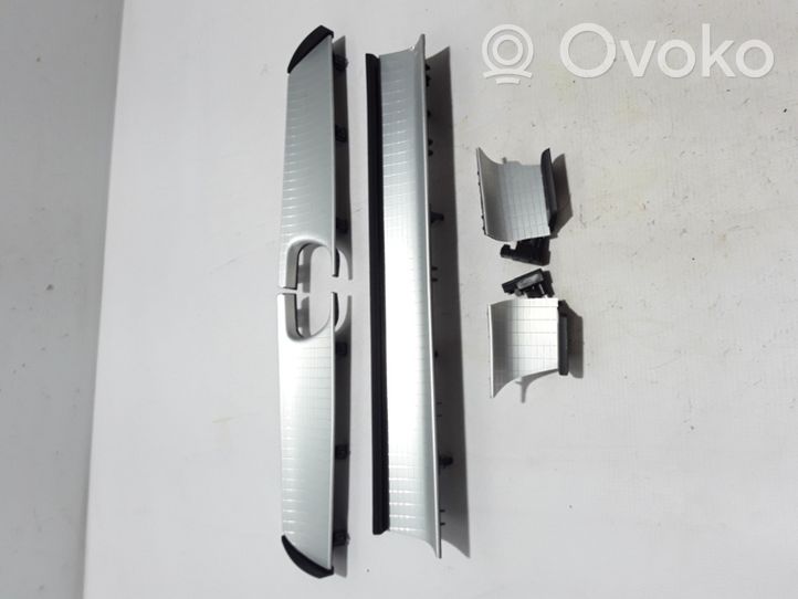 Volvo XC40 Rivestimento del pannello 