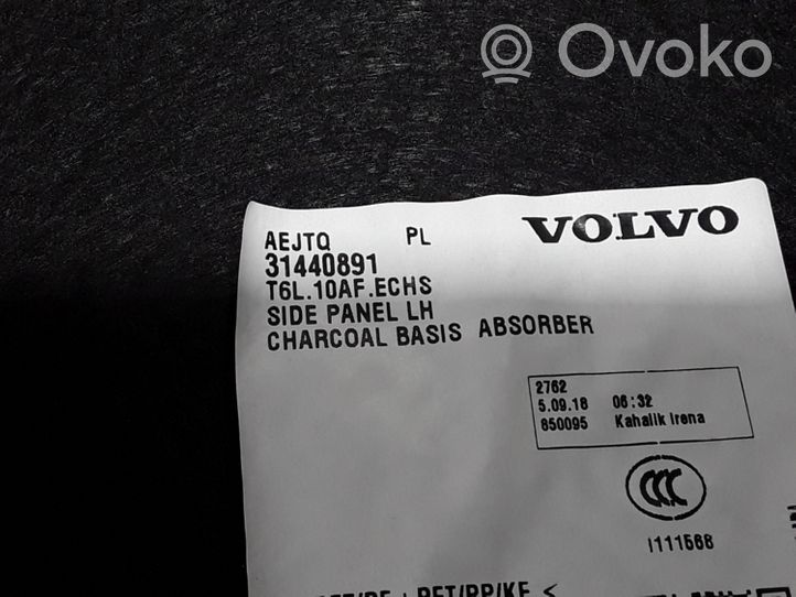 Volvo XC40 seitliche Verkleidung Kofferraum 31440891